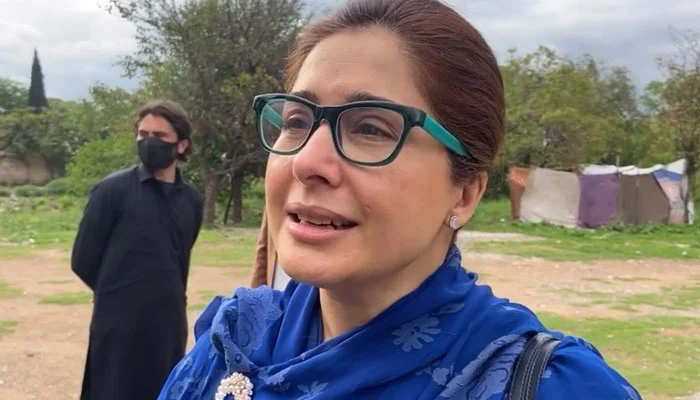 پاکستان تحریک انصاف (پی ٹی آئی) کی رہنما شاندانہ گلزار—فائل فوٹو