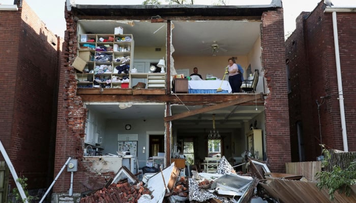 Kentucky, Missouri tornadoes declared ‘mass casualty event’ after 21 die