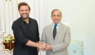 شاہد آفریدی کی وزیراعظم سے ملاقات، آپریشن بنیان مرصوص کی کامیابی پر مبارکباد 