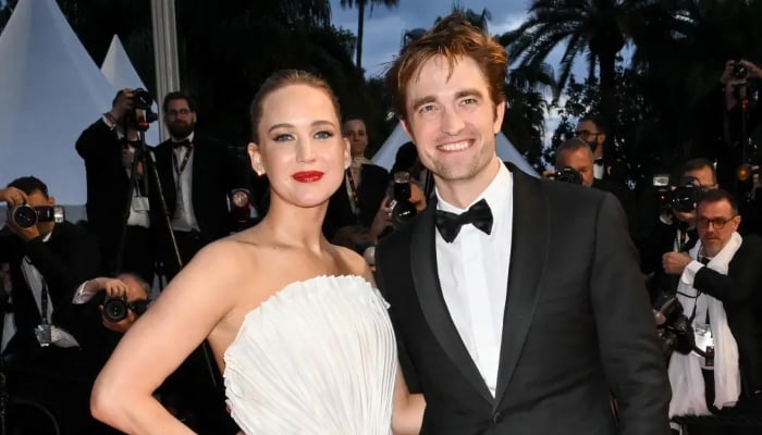 Jennifer Lawrence laughs off dress incident with Robert Pattinson on Cannes carpet