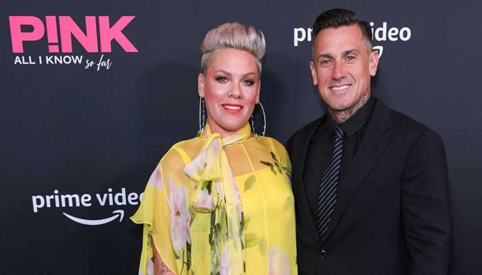 P!nk gets formal apology from husband Carey Hart following his brutal injury