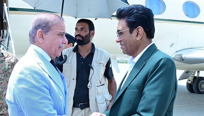 وزیر اعظم شہباز شریف کی ایک روزہ دورے پر کراچی آمد
