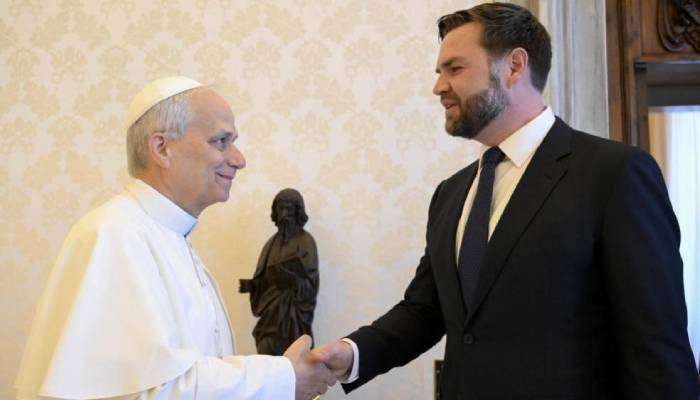 Pope Leo, JD Vance hold private talks ahead of major diplomatic efforts