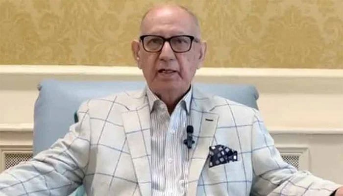 پاکستان مسلم لیگ (ن) کے سینئر رہنما عرفان صدیقی—فائل فوٹو