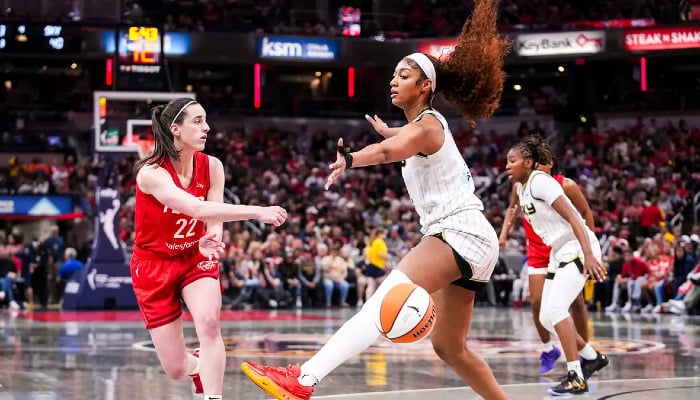 Caitlin Clark, Fever players react to racism claim targeting Angel Reese