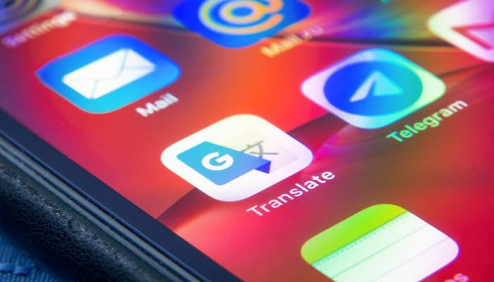 Google Translate now available as default app for iOS users
