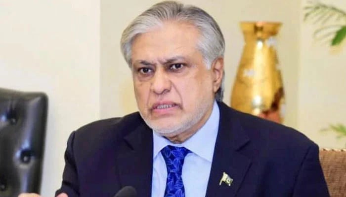 وزیرِ خارجہ اسحاق ڈار —فائل فوٹو