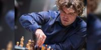 شطرنج کے لیجنڈ کارلسن کا بیک وقت ایک لاکھ 43 ہزار کھلاڑیوں سے مقابلہ، میچ ڈرا