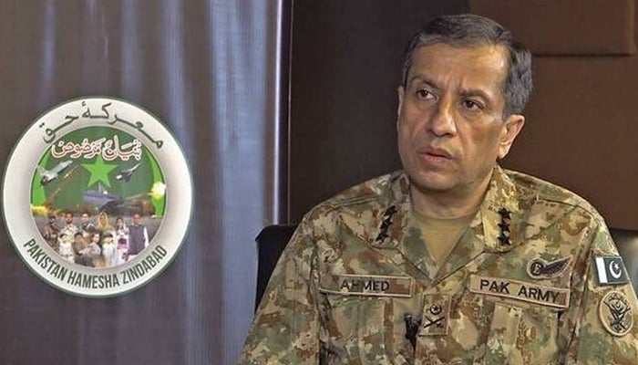 ڈی جی آئی ایس پی آر لیفٹیننٹ جنرل احمد شریف چوہدری—فائل فوٹو