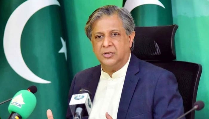 وزیرِ قانون اعظم نذیر تارڑ—فائل فوٹو