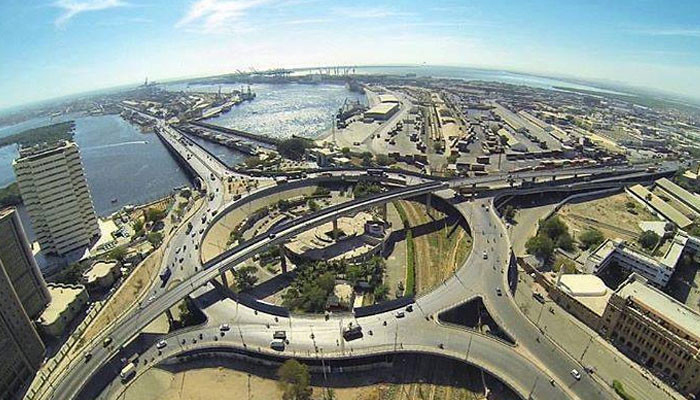 کراچی: اگلے 24 گھنٹوں میں موسم گرم اور مرطوب رہنے کا امکان