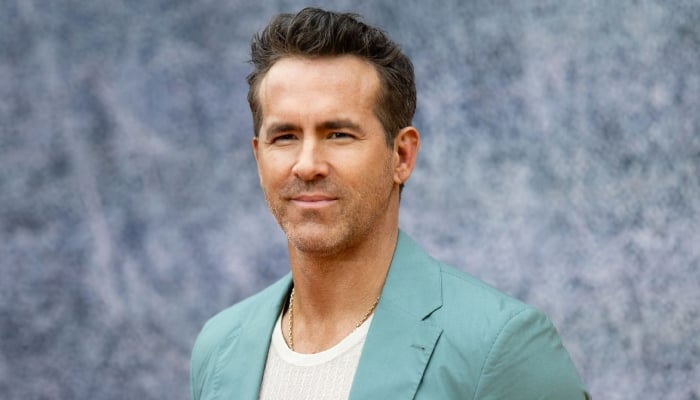 Ryan Reynolds urges Disney to take risk on R-Rated ‘Star Wars’ spin-off