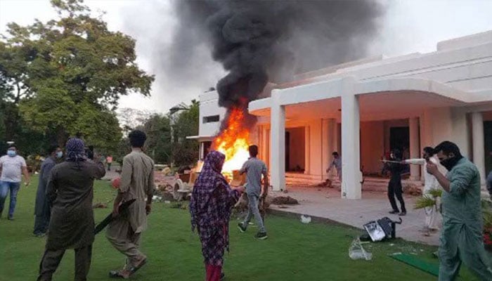 جناح ہاؤس حملہ—فائل فوٹو