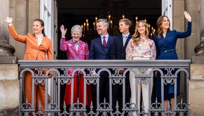 Danish Royal Family on Amalienborg Palace balcony to mark King Frederiks 57th birthday