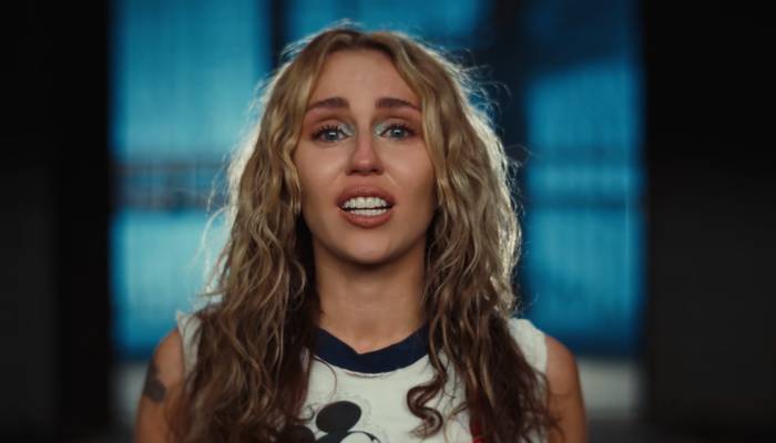 Miley Cyrus reveals heartbreaking reason behind her limited tours