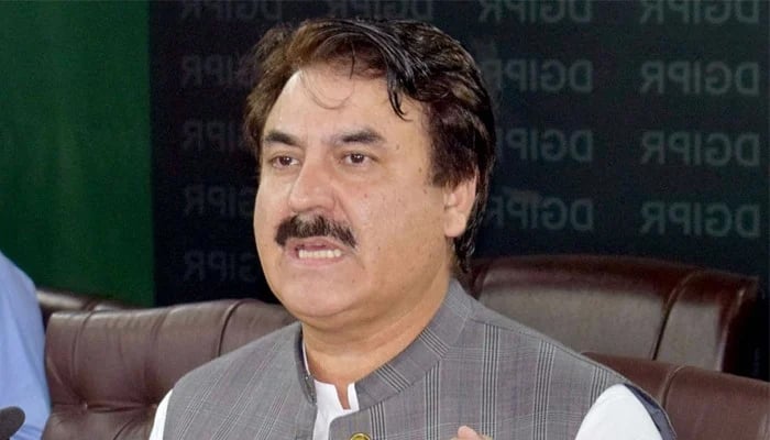 رہنما پاکستان تحریک انصاف  شوکت یوسف زئی—فائل فوٹو