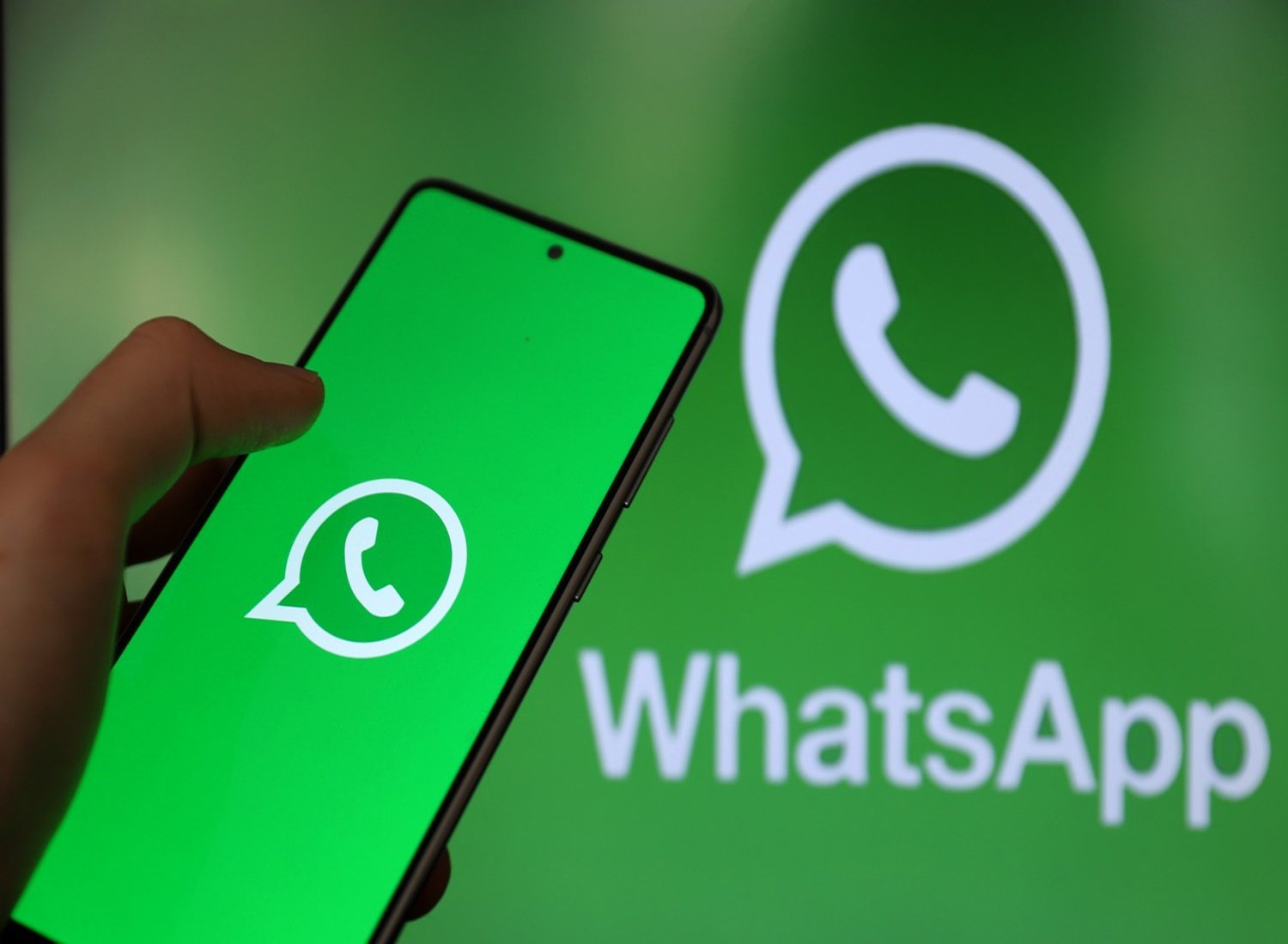 WhatsApp working on Logout Option for main devices: Here’s how it works
