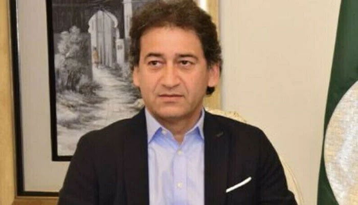 پی ٹی آئی رہنما عاطف خان — فائل فوٹو