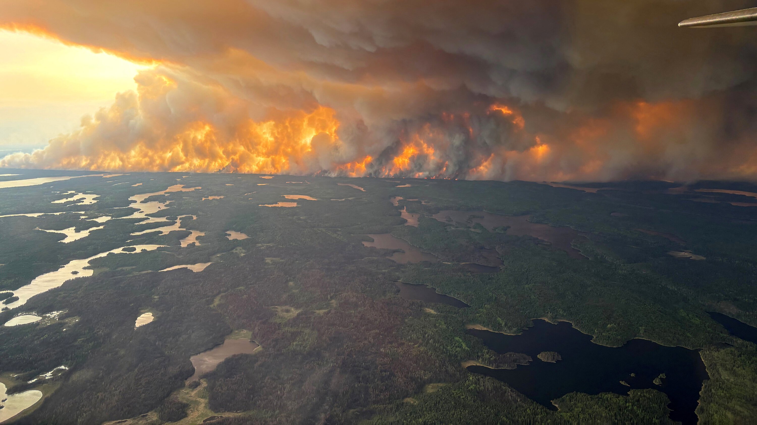 Manitoba declares emergency, thousands ordered to evacuate
