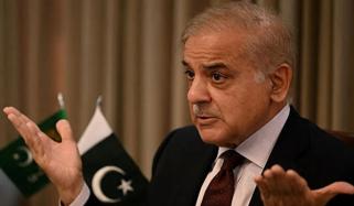 پاکستان اپنے حصے کے پانی پر کوئی سمجھوتہ نہیں کرے گا، وزیر اعظم