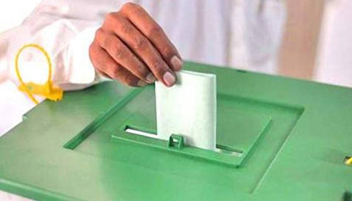 سیالکوٹ کے حلقہ پی پی 52 میں آج ضمنی انتخاب