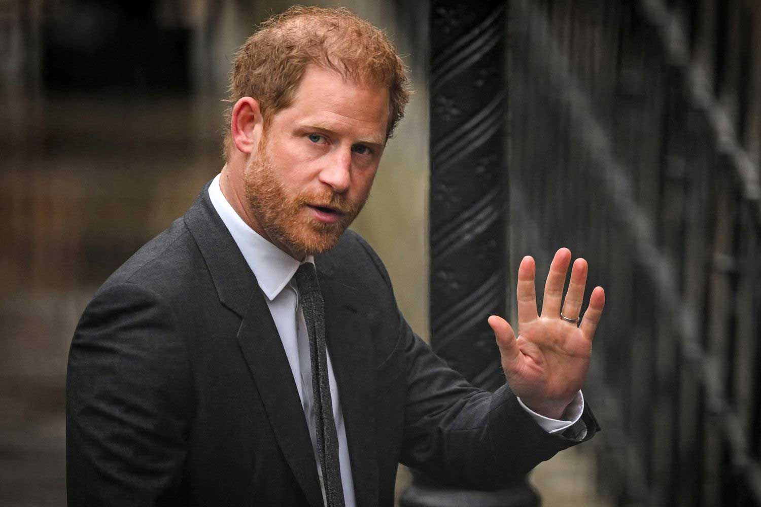 Prince Harry receives stark warning as he plans ‘money-making’ move