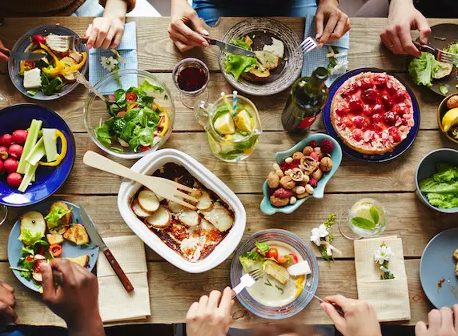 Heres what nutritionists say about following a balanced diet