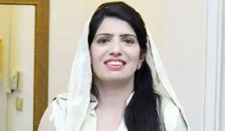 عالیہ حمزہ کے ناقابلِ ضمانت وارنٹِ گرفتاری جاری