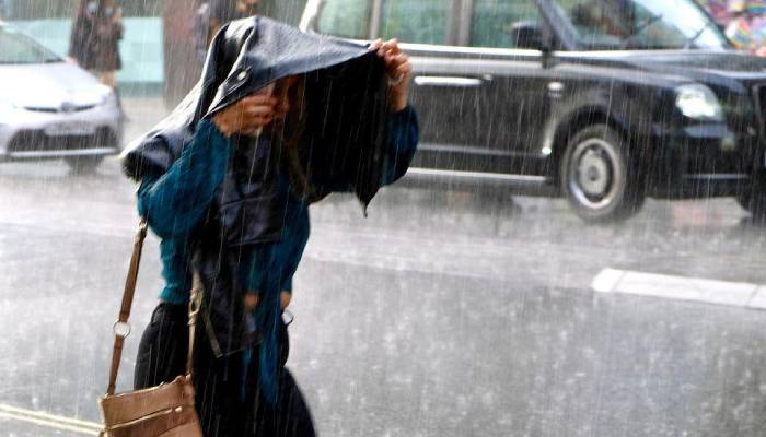 UK weather: Yellow thunderstorm warning hits southern England and Wales