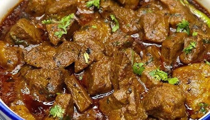 عید کا دسترخوان اور گوشت کے مزیدار پکوان