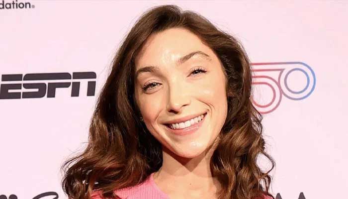 Olympic ice skater Meryl Davis celebrates major milestone