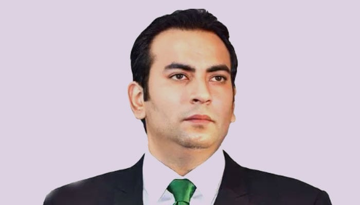 بجٹ میں سپر ٹیکس میں کمی خوش آئند ہے: عاطف اکرام