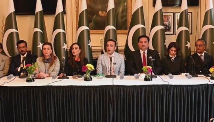 فوٹو بشکریہ سوشل میڈیا