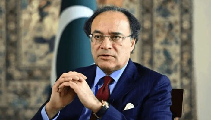 چیئرمین سینیٹ، اسپیکر کی تنخواہ ساڑھے 21 لاکھ کیوں کی؟ وزیر خزانہ نے جواب دیدیا