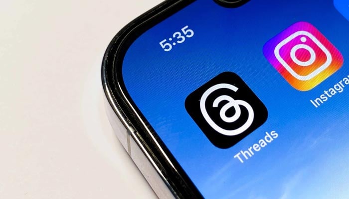 Threads starts experimenting DMs without switching to Instagram