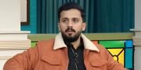 زیادتی و بلیک میلنگ کیس: رجب بٹ کے ردِعمل پر صارفین کی سخت تنقید