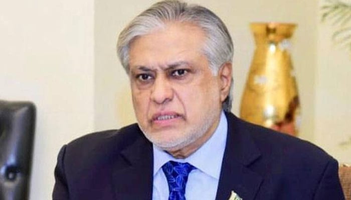 اسحاق ڈار— فائل فوٹو