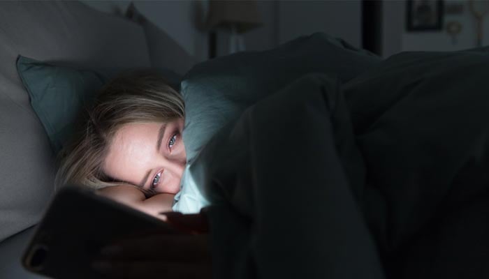 Irregular sleep patterns alter teens brains, study
