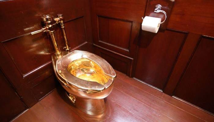 Gold toilet theft: Two jailed after £4.8m artwork vanishes from Blenheim Palace