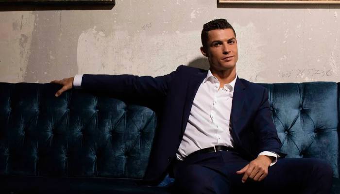 Cristiano Ronaldo treats himself with well-deserved relaxation after big win
