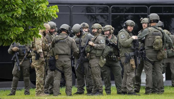 Minnesota manhunt underway after deadly shooting of Democratic lawmakers
