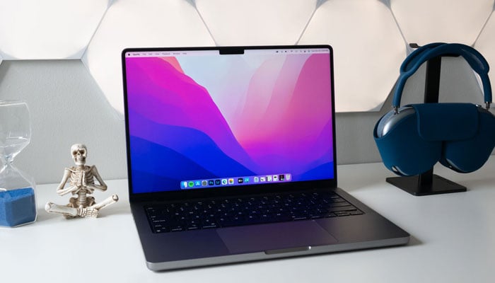 Apples MacBook Pro to undergo major overhaul: Rumours