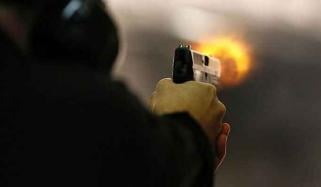 کراچی: ریسٹورنٹ پر فائرنگ، ایک شخص جاں بحق اور 5 زخمی