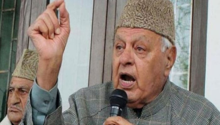 سابق وزیر اعلیٰ مقبوضہ جموں کشمیر فاروق عبداللّٰہ—فائل فوٹو