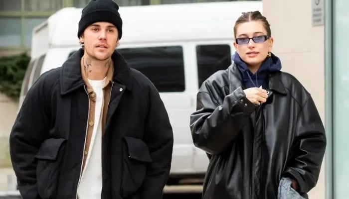 Hailey Bieber ditches wedding ring amid Justin Bieber divorce rumors