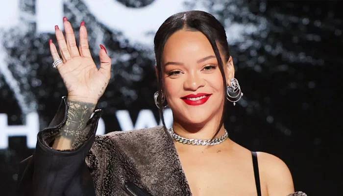 Rihanna delivers emotional speech at Nickelodeon Kids’ Choice Awards