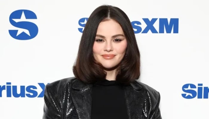 Selena Gomez debuts new hair transformation after receiving career milestone