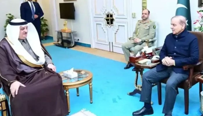 وزیراعظم کا سعودی سفیر سے ٹیلیفونک رابطہ