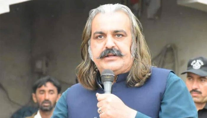 وزیر اعلیٰ خیبر پختونخوا علی امین گنڈاپور—فائل فوٹو