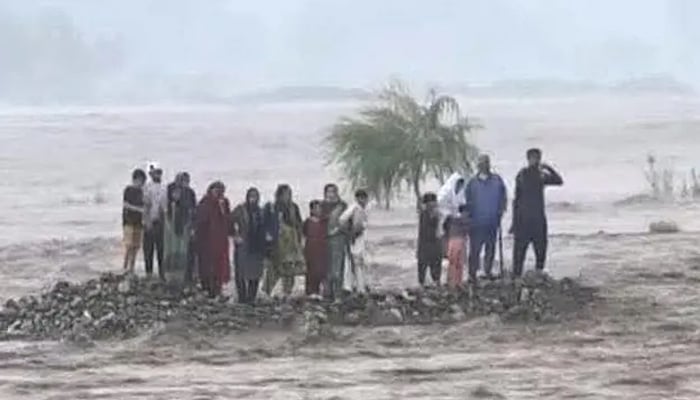دریائے سوات میں بہہ جانے والے بچے کی لاش چارسدہ میں دریا سے مل گئی